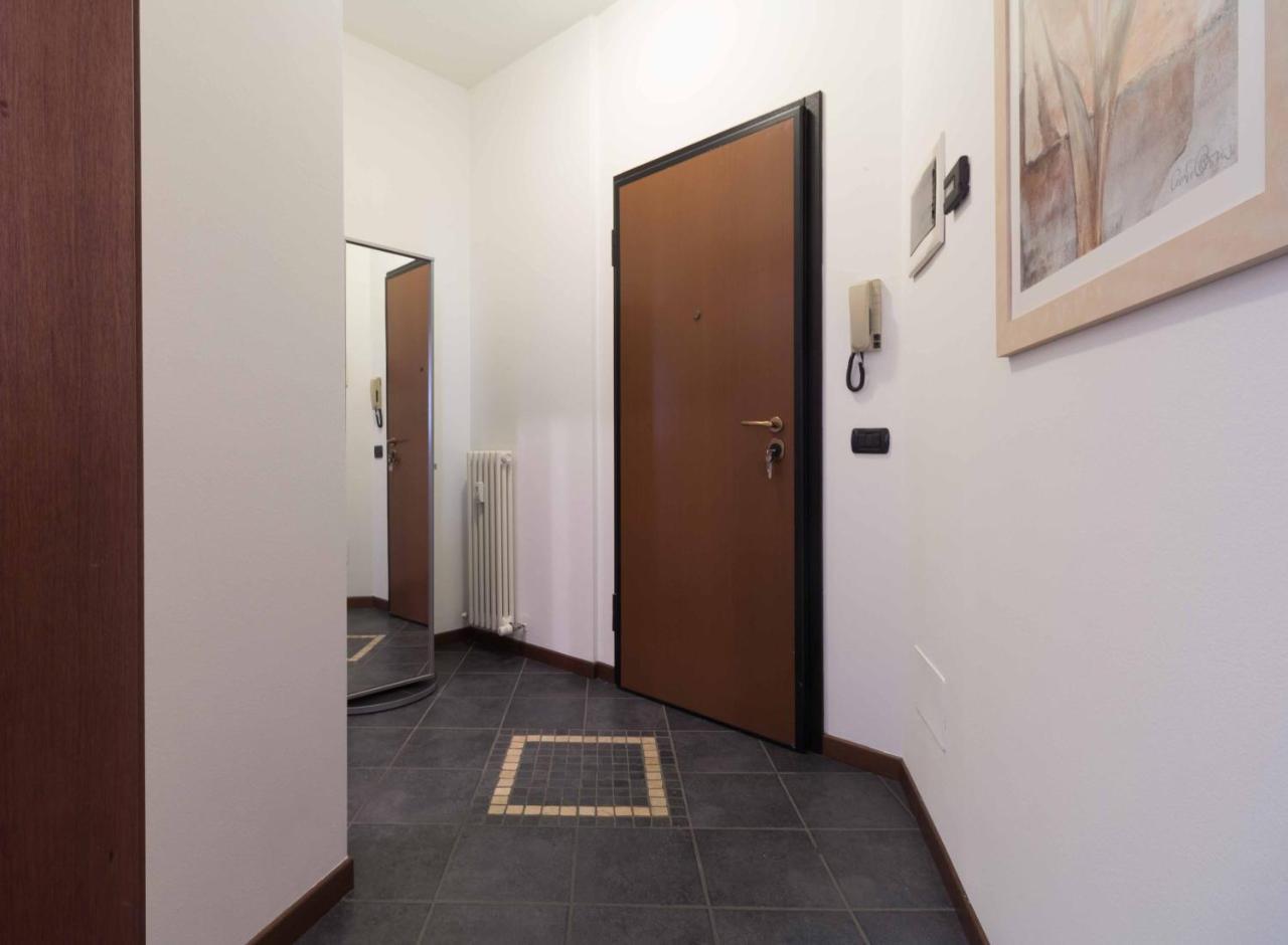 Galleria Roma Apartment - Affitti Brevi Italia Леко Екстериор снимка