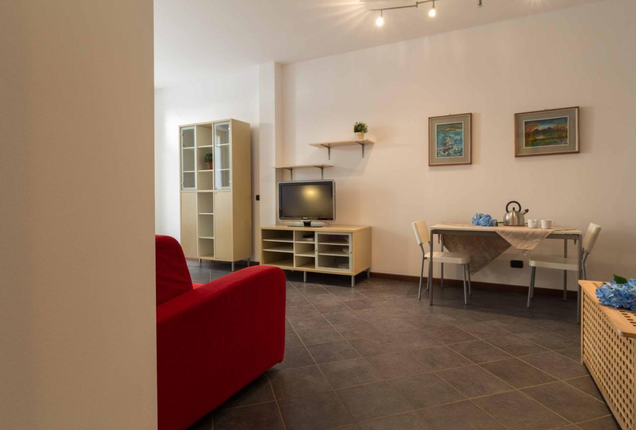 Galleria Roma Apartment - Affitti Brevi Italia Леко Екстериор снимка